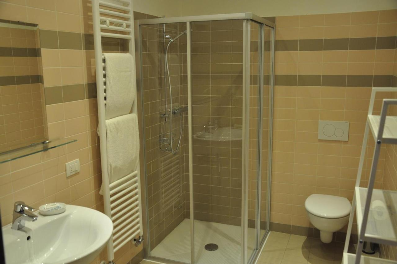 Costantina With Heated Pool Apartahotel Cannobio