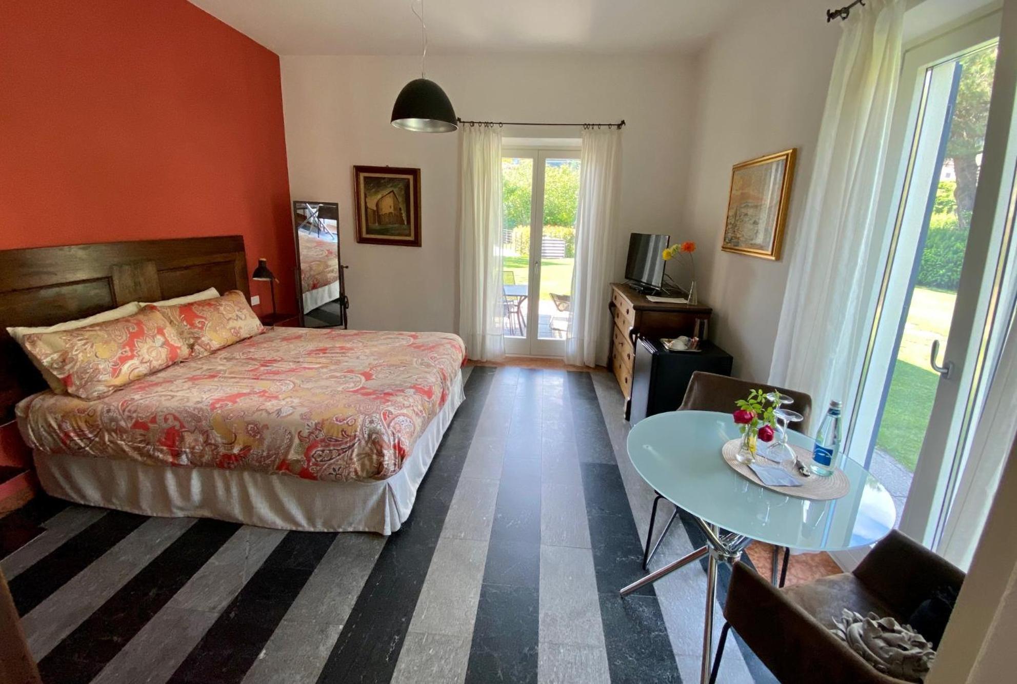 Costantina With Heated Pool * Cannobio